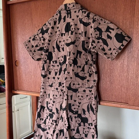 Nooworks Rare Tan/Taupe and Black Panda Pattern Jumpsuit Sz Small - Picture 10 of 14